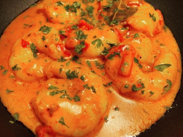 Thai curry prawns