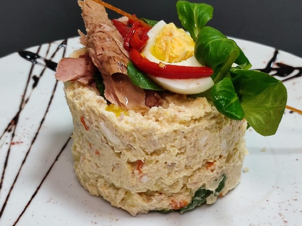 Ensaladilla Rusa con Tronco de Ventresca de la Tarifeña