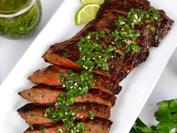 Churrasco a la Parrilla con Chimichurri