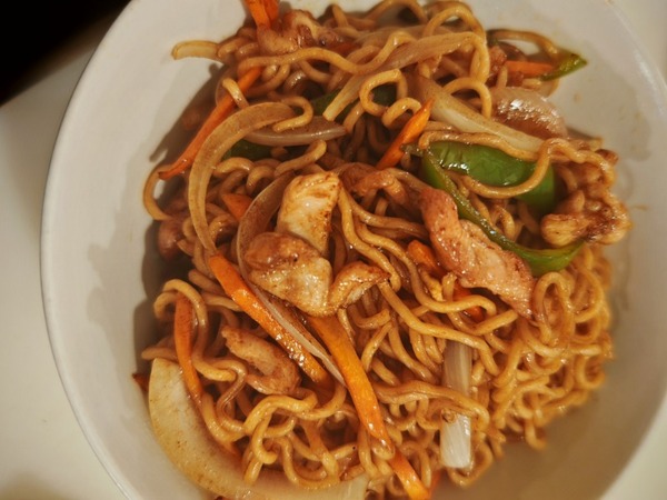 YAKISOBA CHICKEN