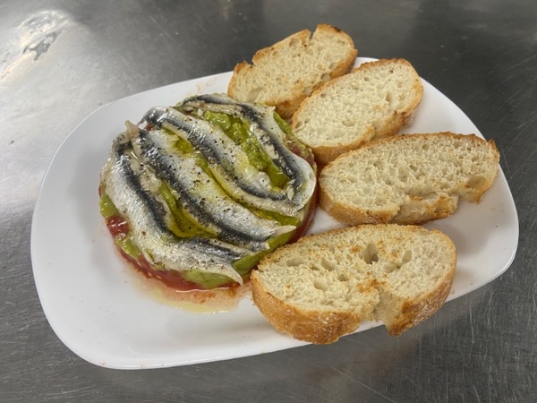 TAMBOR DE SEITONS AMB TOMÀQUET I GUACAMOLE